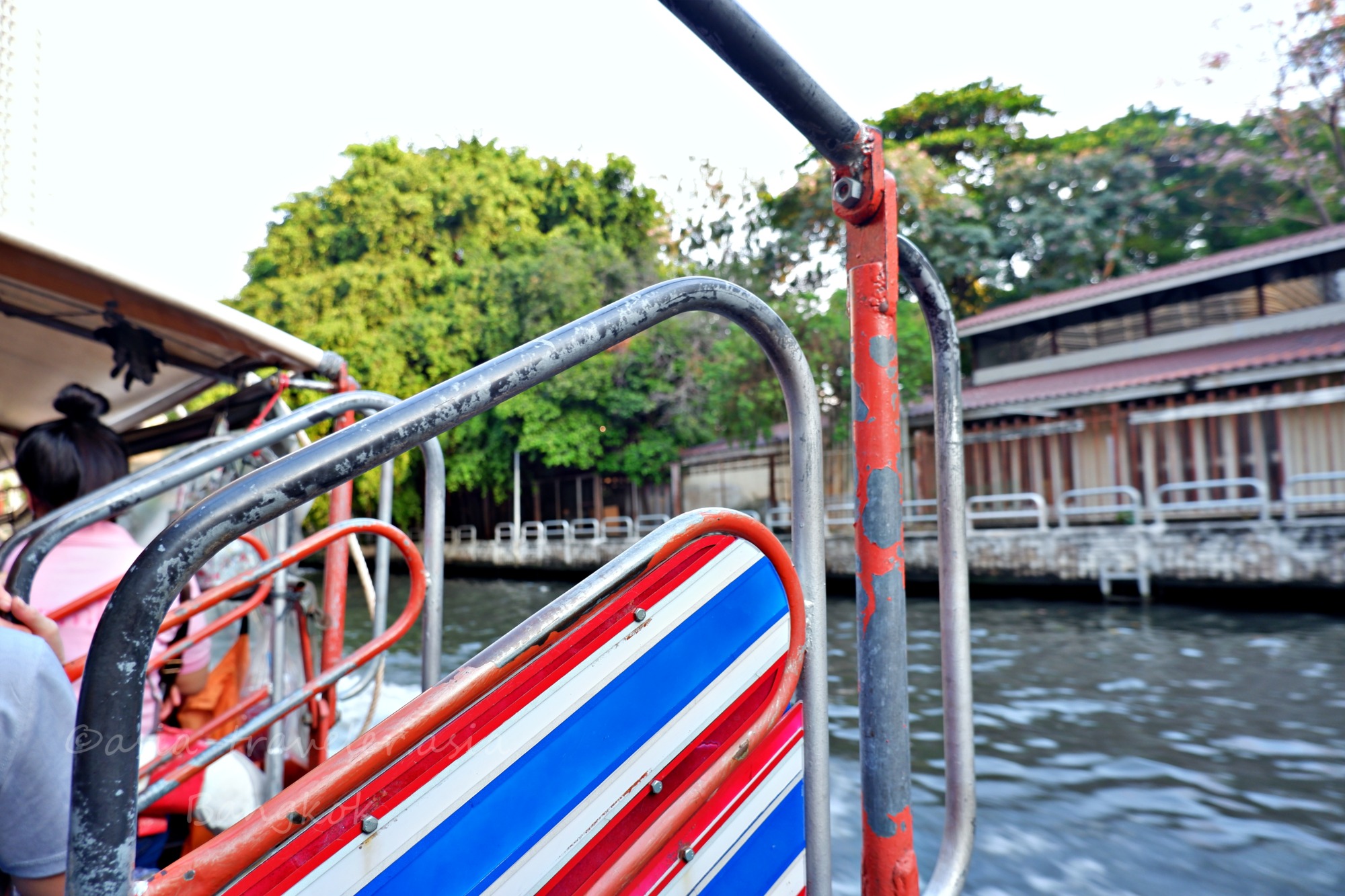 バンコク　水上バス